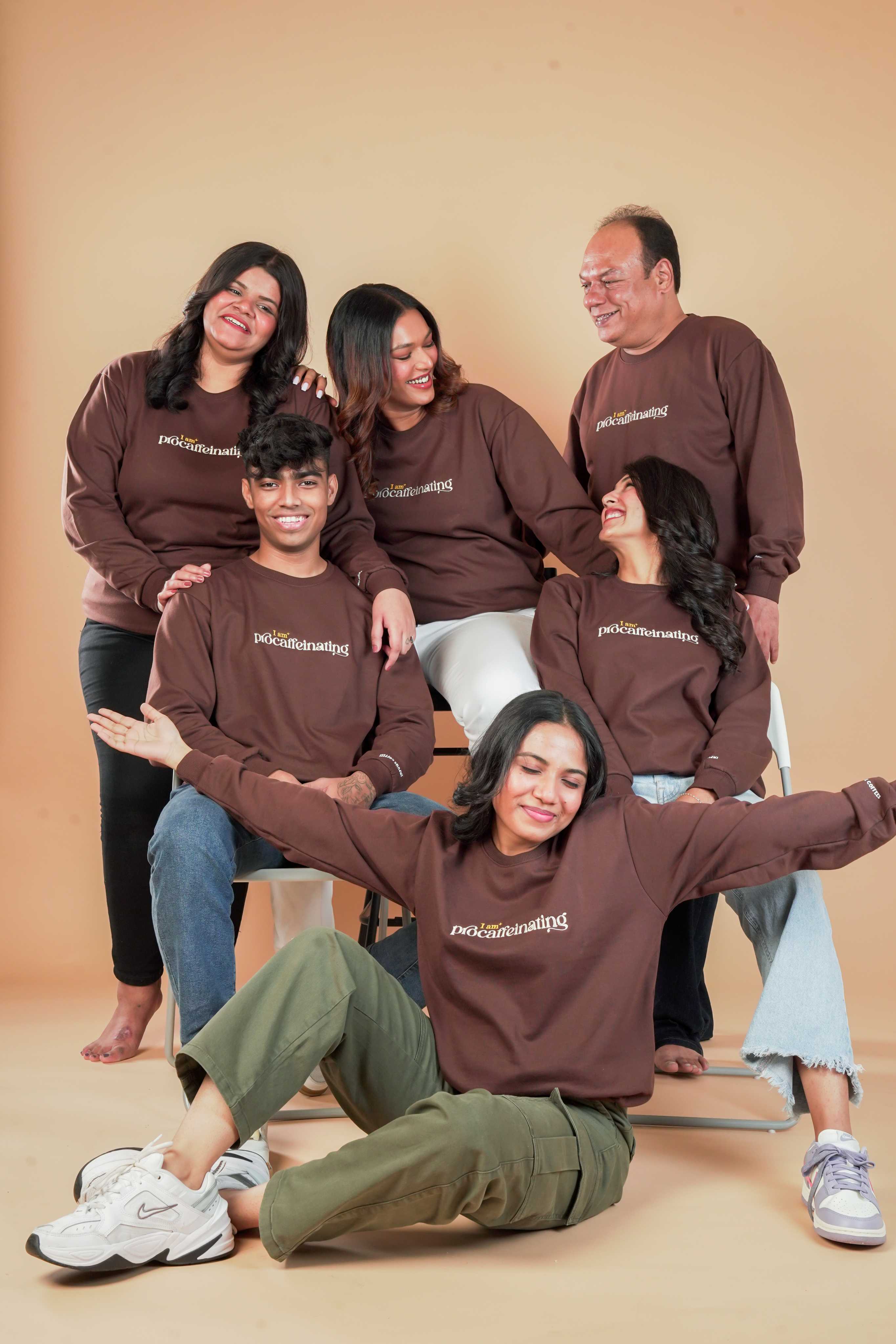 I am Procaffeinating - Regular fit Sweatshirt - Mocha Brown